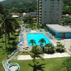 Ambleside & Turtle Towers Apartment
